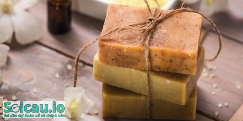 Nếu bạn mơ thấy mình được tặng xà phòng thì trong thời gian sắp tới sẽ nhận được lời mời làm việc