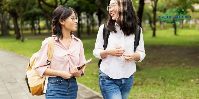 Nằm mơ thấy bạn học cũ rất thân với mình trước đó