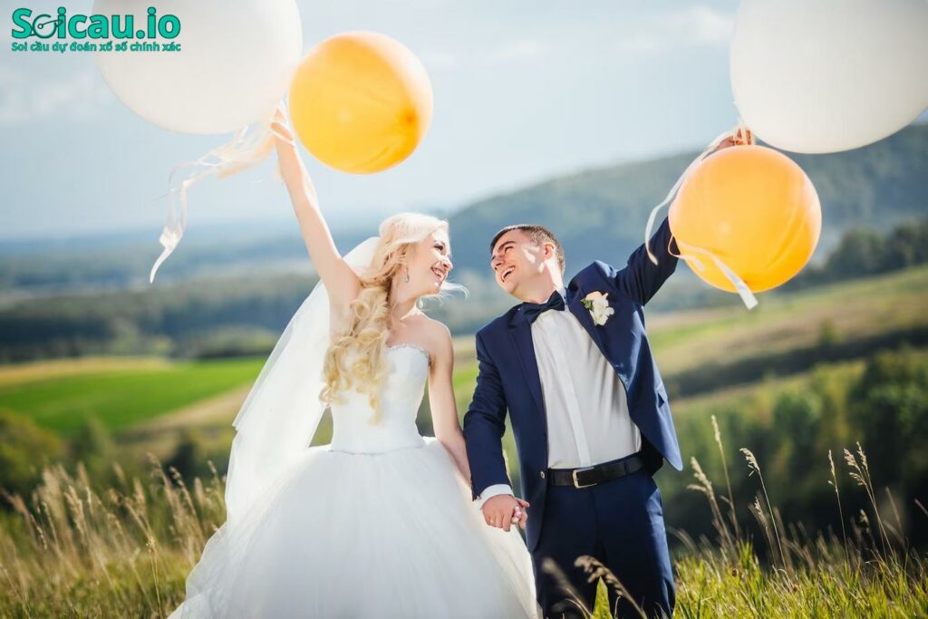 Đám cưới chị gái và anh rể mang nhiều may mắn
